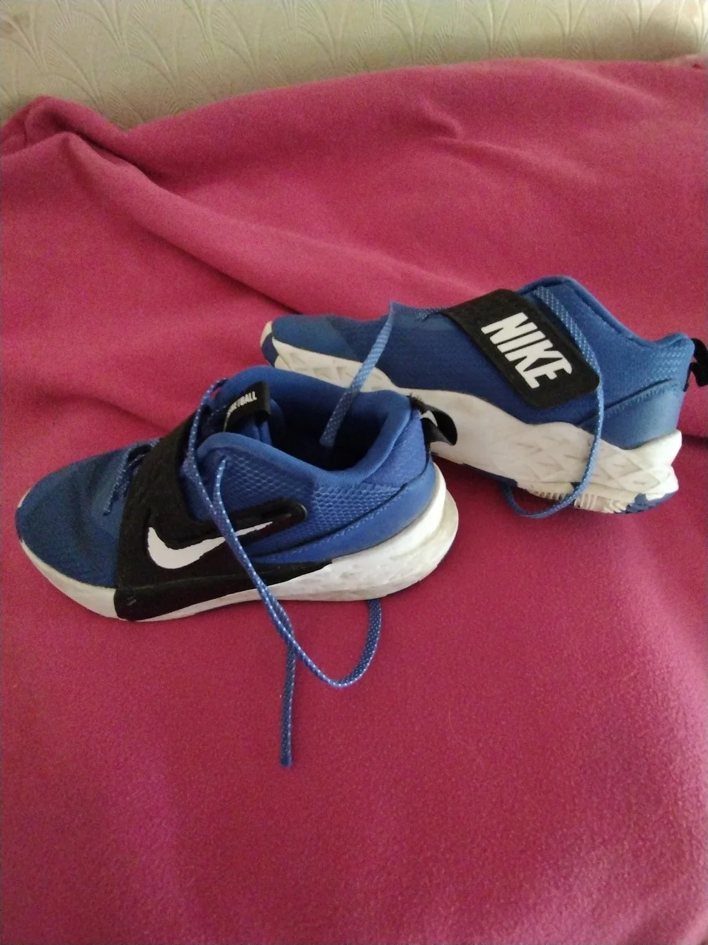 Boys Nikes